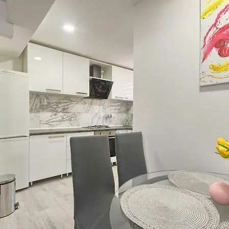 Old Town In City Center Apartment *